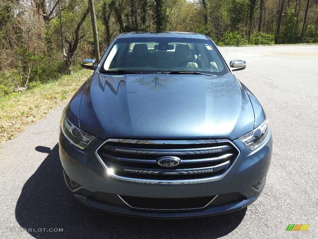 2019 Taurus Limited - Blue Metallic / Dune photo #3