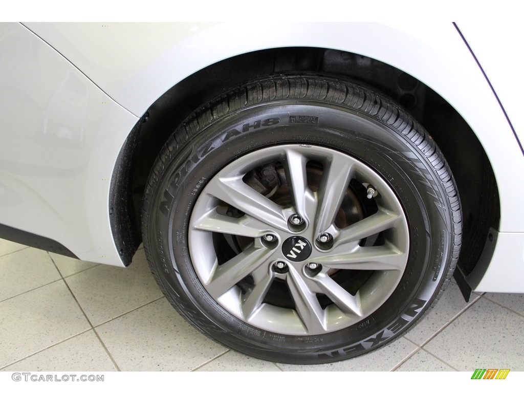 2020 Optima LX - Sparkling Silver / Black photo #6