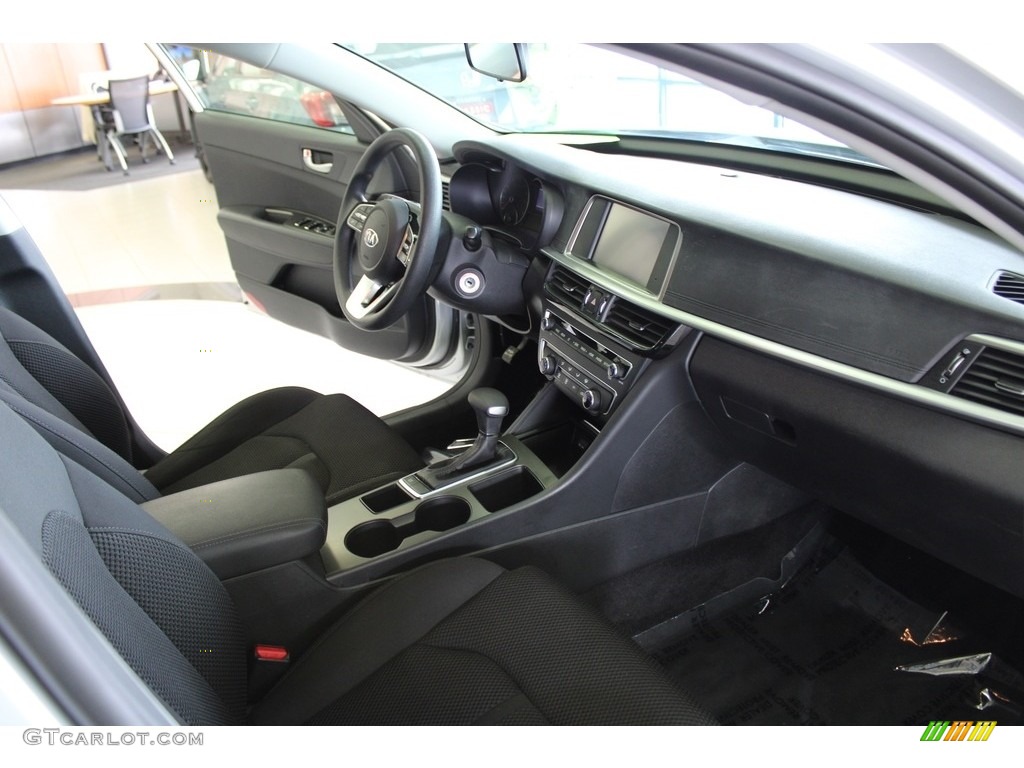 2020 Optima LX - Sparkling Silver / Black photo #15