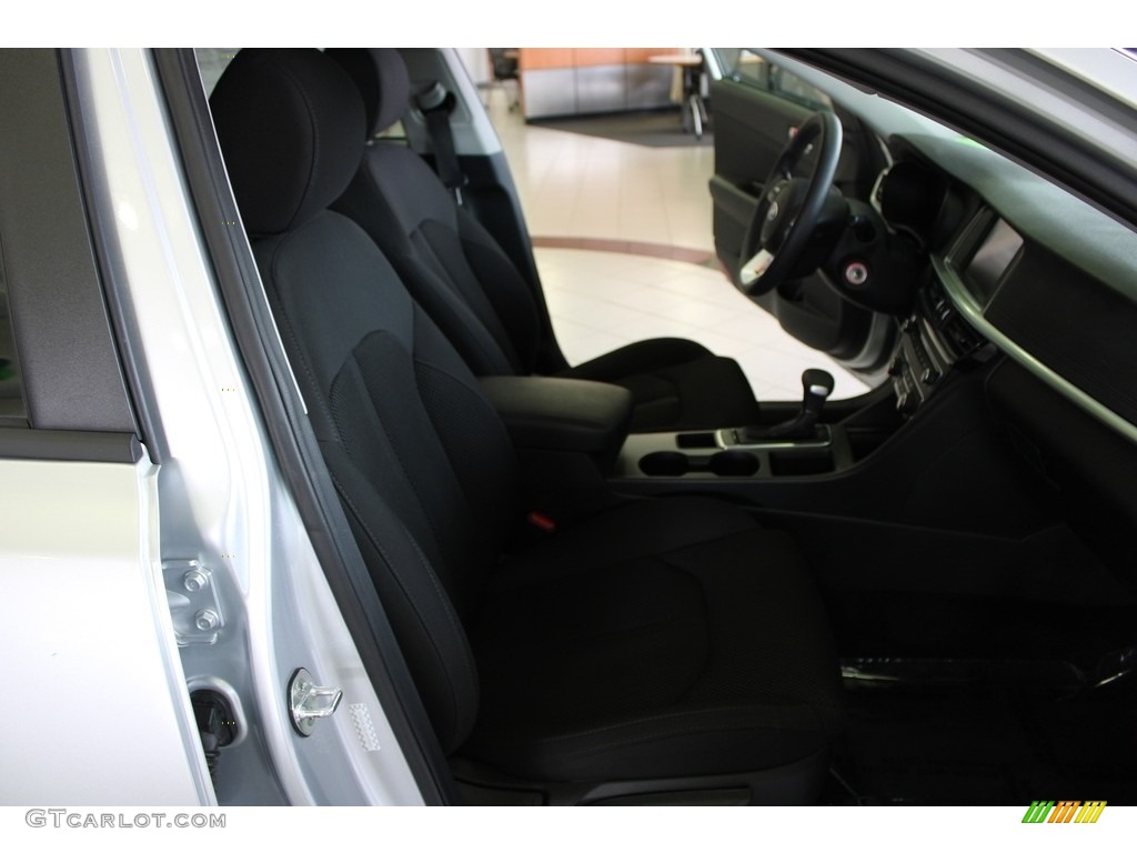 2020 Optima LX - Sparkling Silver / Black photo #16