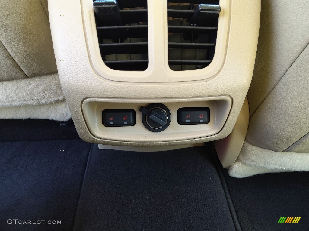 2019 Taurus Limited - Blue Metallic / Dune photo #13