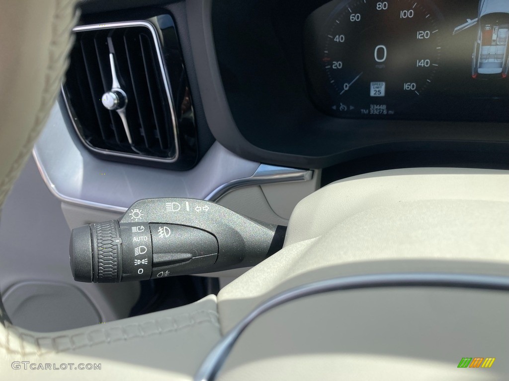 2020 Volvo XC60 T5 Momentum Controls Photo #145840820