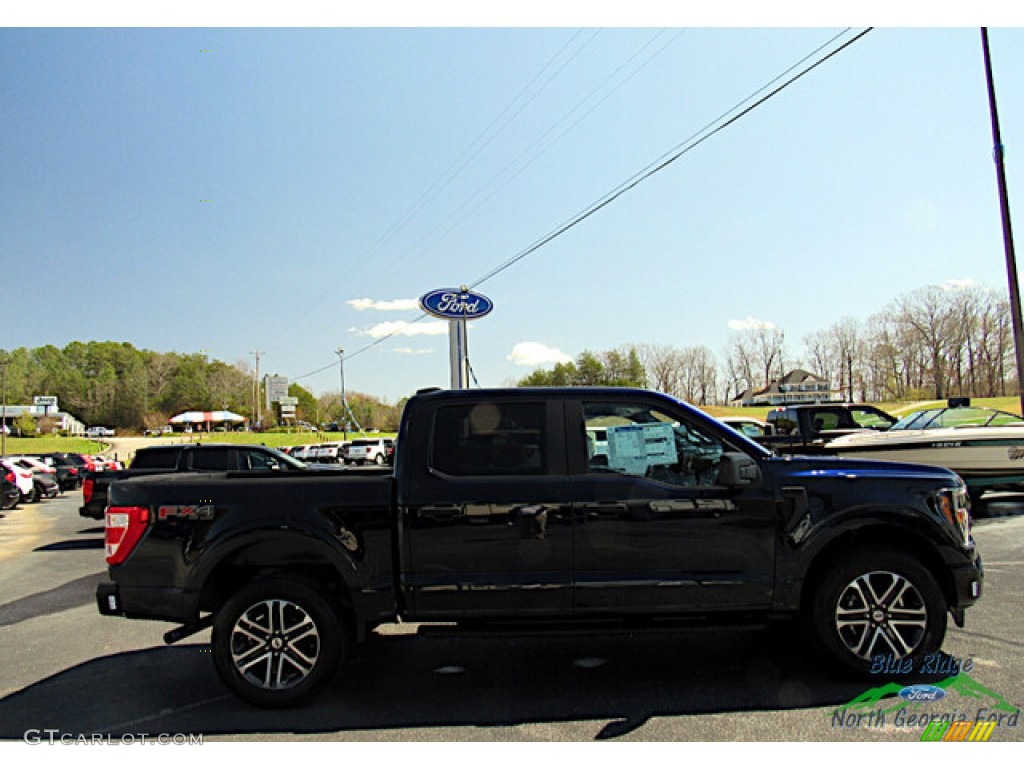2023 F150 STX SuperCrew 4x4 - Antimatter Blue Metallic / Black photo #6