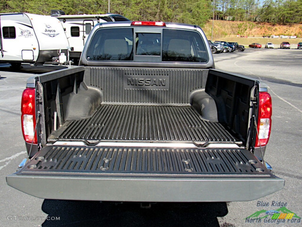 2017 Frontier SV Crew Cab - Gun Metallic / Steel photo #14