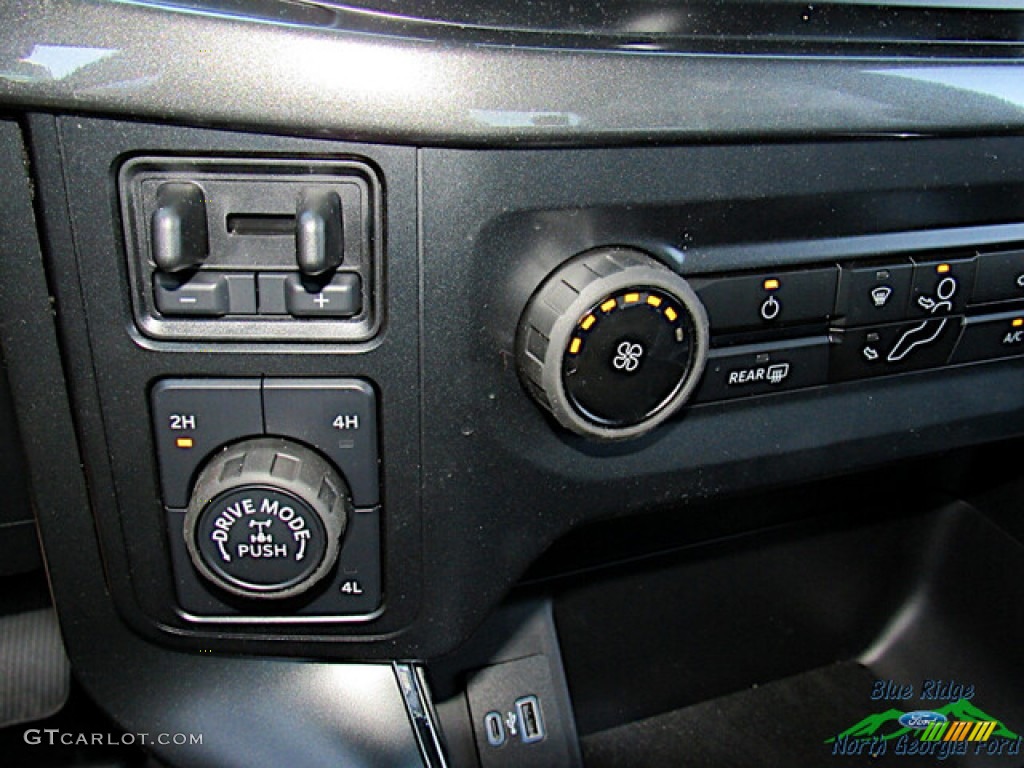 2023 F150 STX SuperCrew 4x4 - Antimatter Blue Metallic / Black photo #24