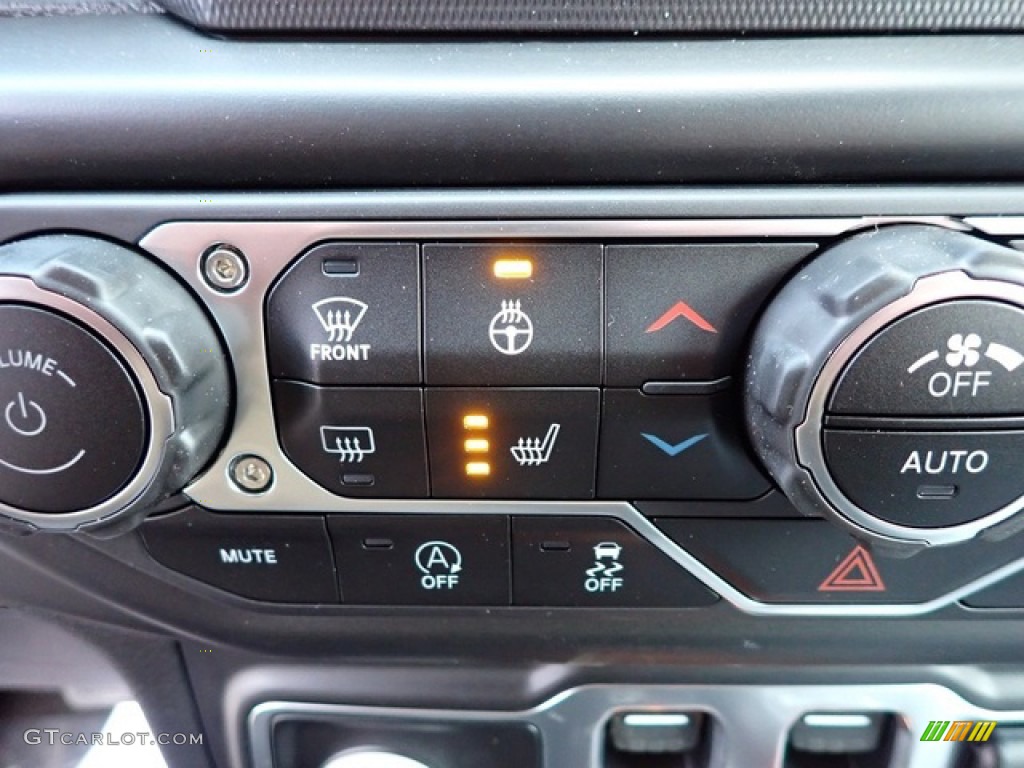 2023 Jeep Wrangler Sport 4x4 Controls Photo #145841927