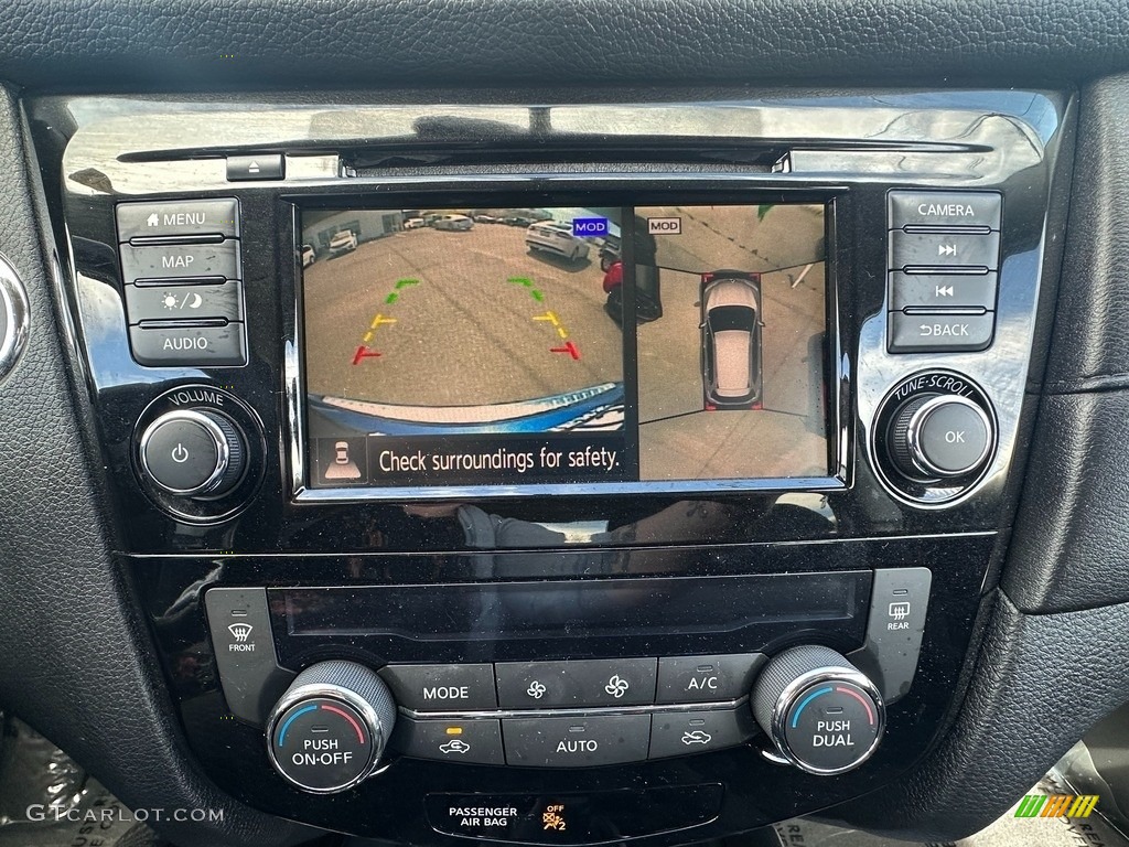 2018 Nissan Rogue SV AWD Hybrid Controls Photo #145842391