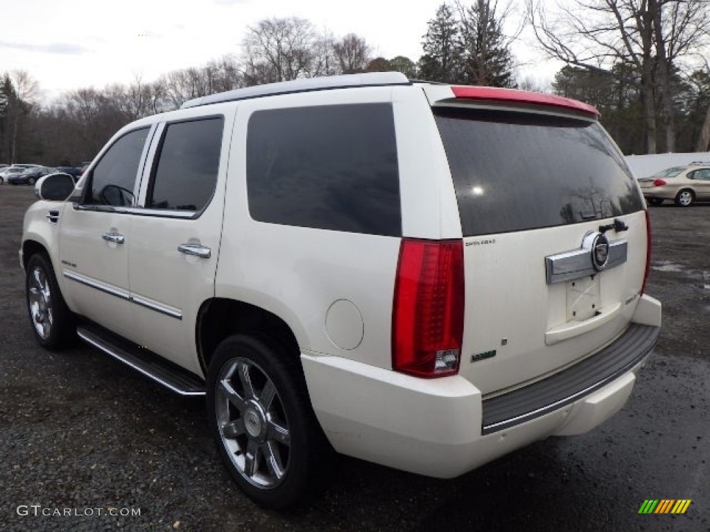 2011 Escalade Luxury AWD - White Diamond Tricoat / Cashmere/Cocoa photo #4