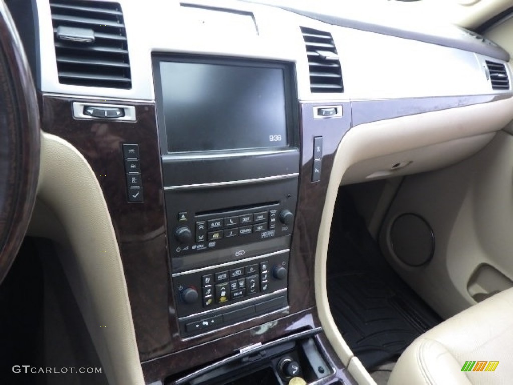 2011 Escalade Luxury AWD - White Diamond Tricoat / Cashmere/Cocoa photo #13