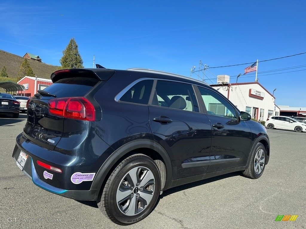 2019 Niro LX Hybrid - Deep Cerulean Blue / Gray photo #6