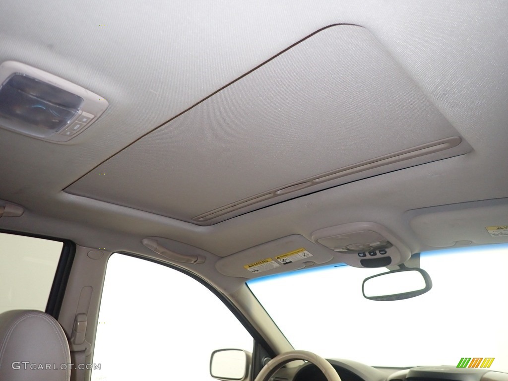 2006 Sorento EX 4x4 - Sand Beige / Gray photo #2