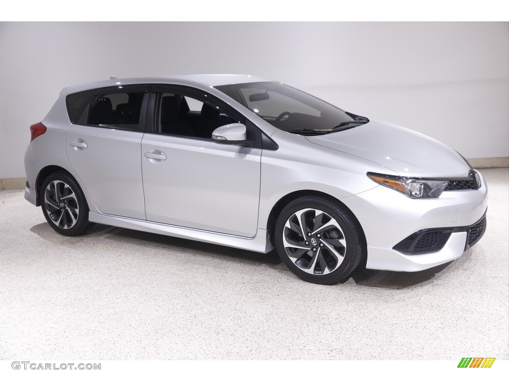 2016 Scion iM Standard iM Model Exterior Photos