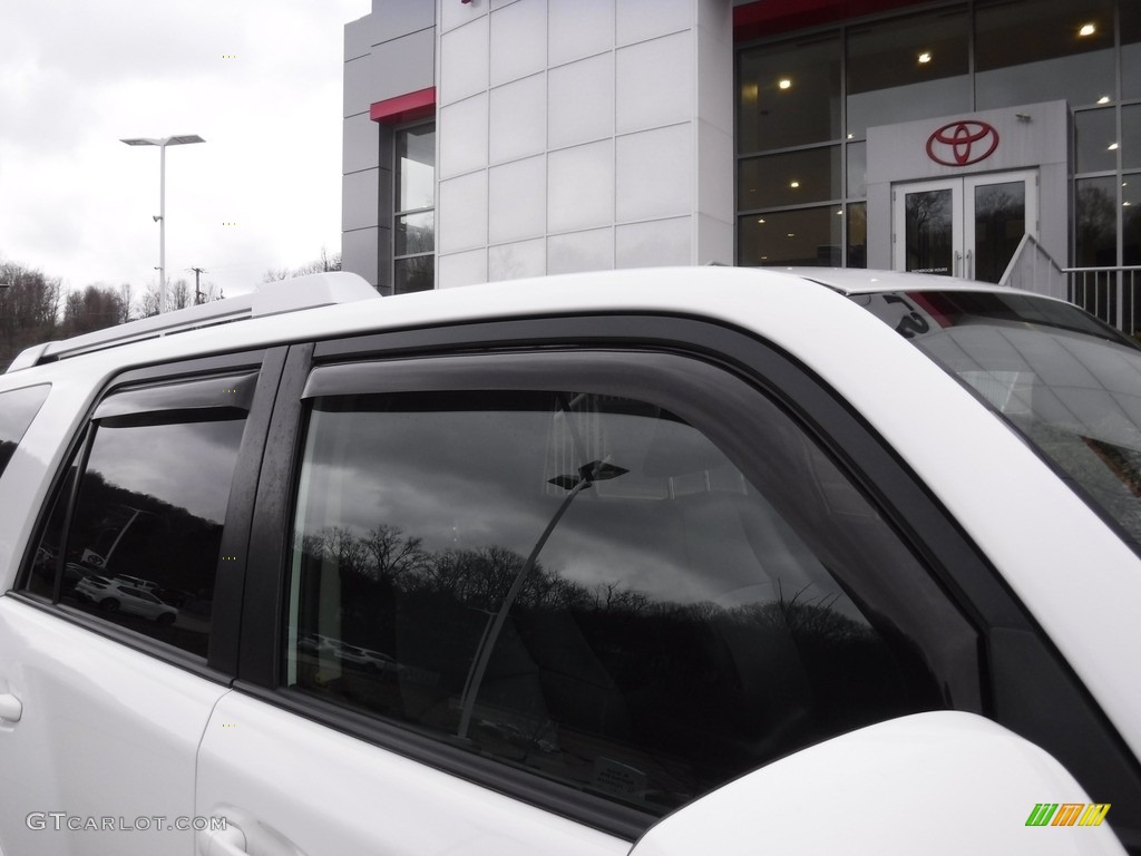 2017 4Runner SR5 Premium 4x4 - Super White / Graphite photo #12