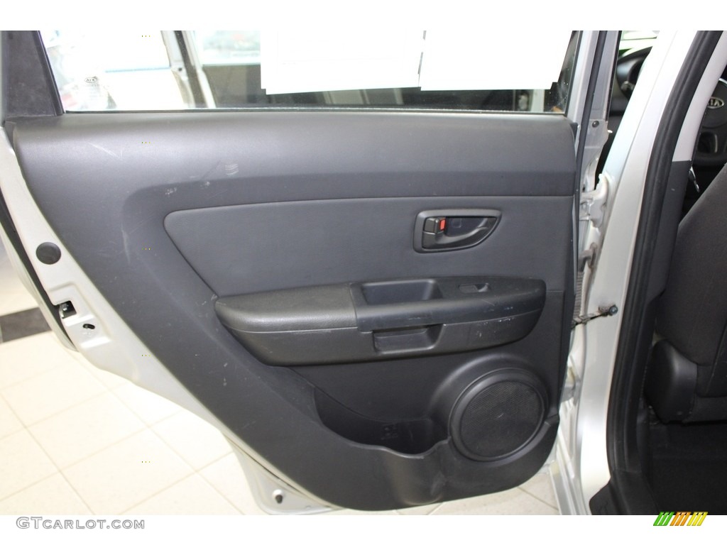 2011 Soul 1.6 - Bright Silver / Black Cloth photo #22