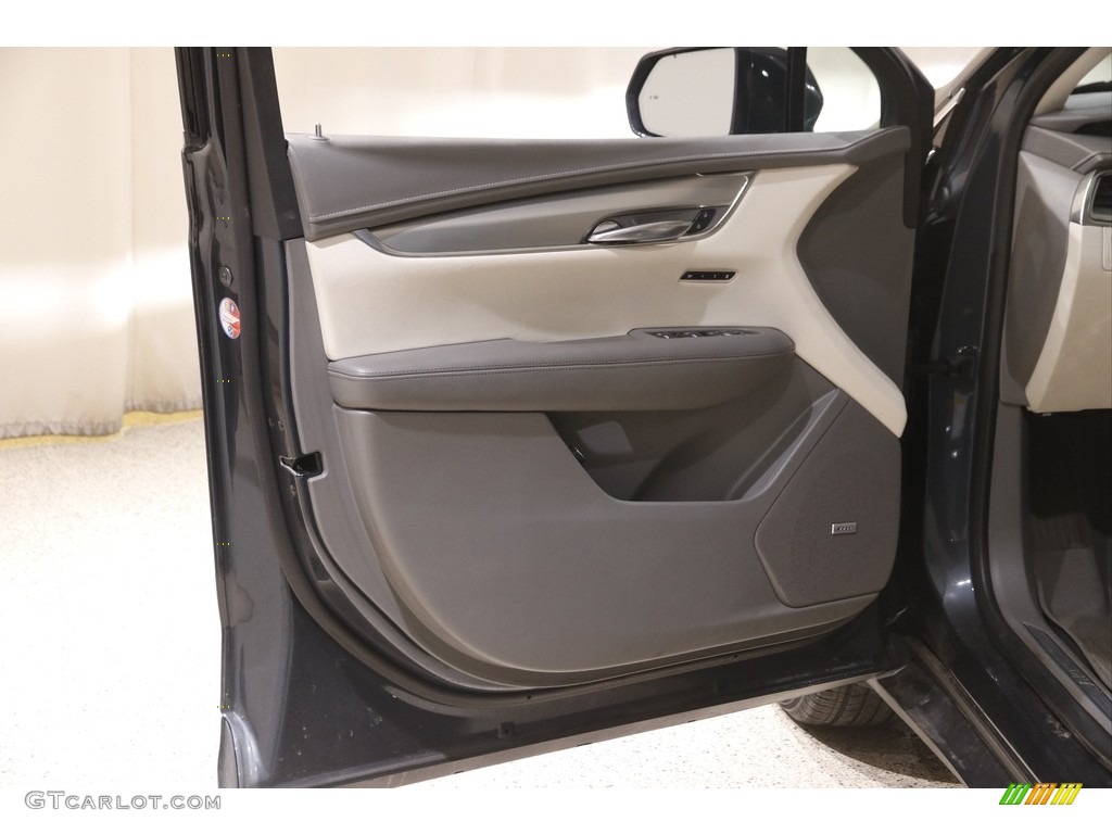 2020 Cadillac XT5 Premium Luxury AWD Cirrus Door Panel Photo #145850186