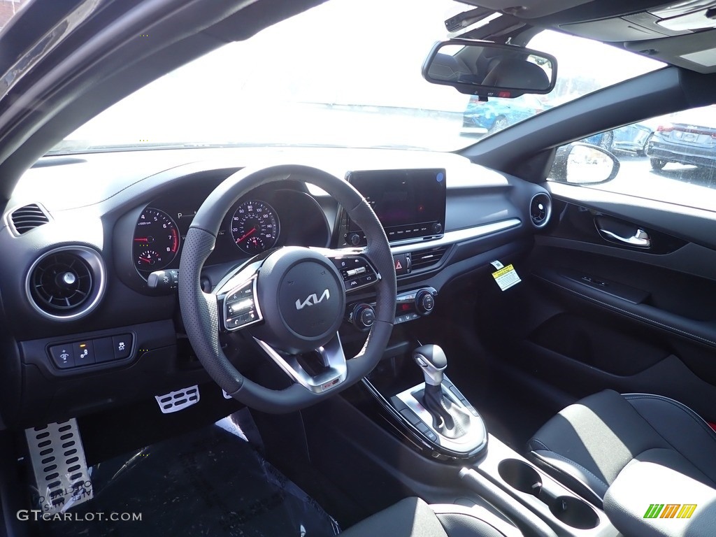 2023 Forte GT-Line - Aurora Black / Black photo #13