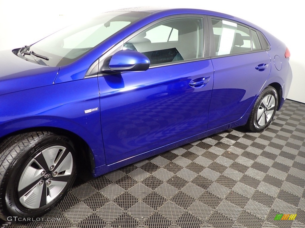 2019 Ioniq Hybrid Blue - Intense Blue / Black photo #10