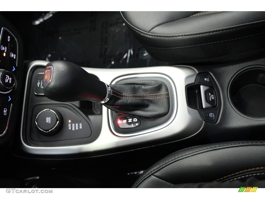 2021 Jeep Compass Latitude 4x4 Transmission Photos