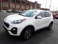 Clear White - Sportage LX AWD Photo No. 4