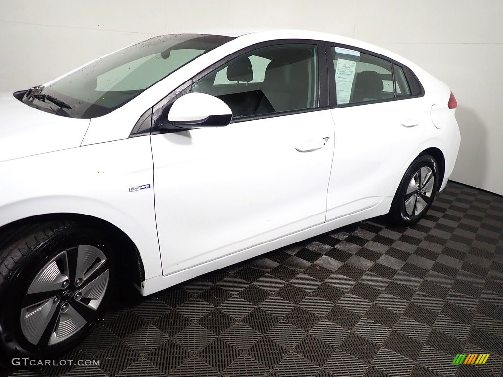 2019 Ioniq Hybrid Blue - Ceramic White / Black photo #10