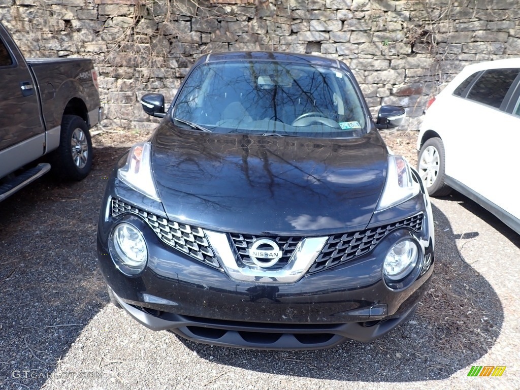 2017 Juke SV AWD - Super Black / Black/Silver photo #2