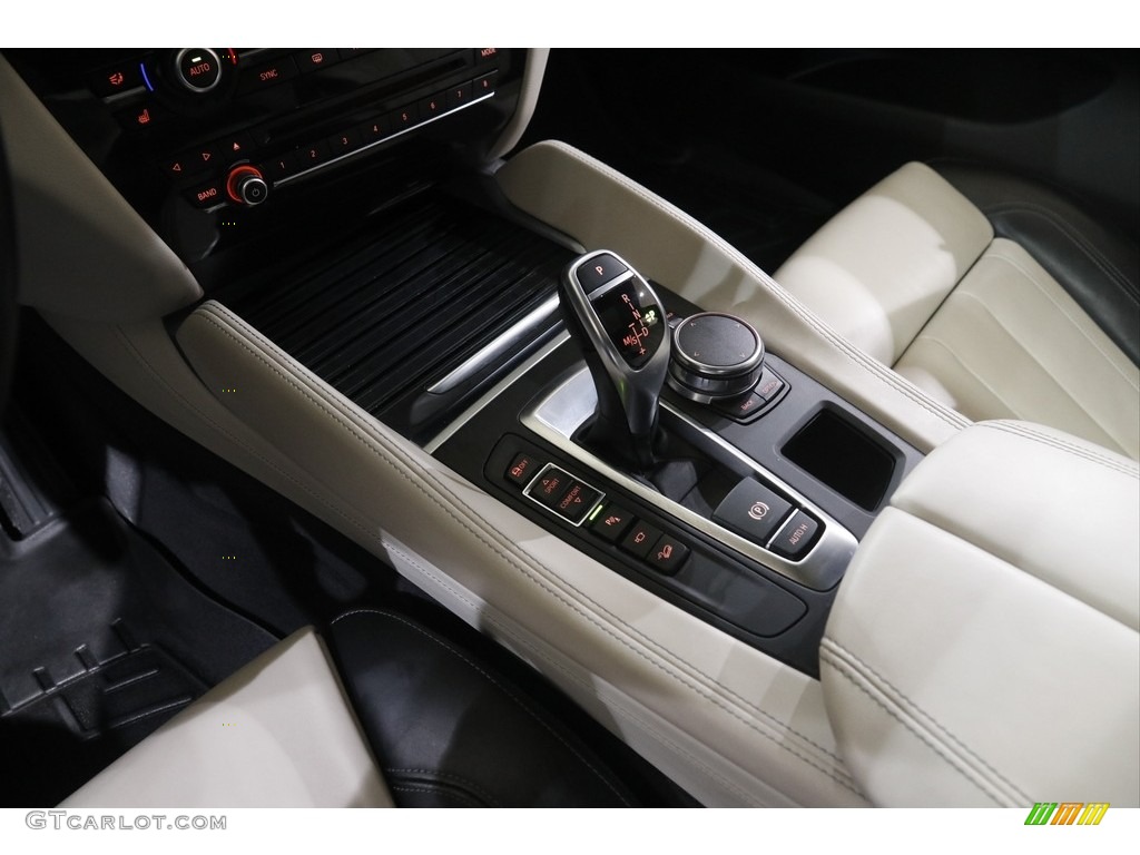 2017 X6 xDrive35i - Carbon Black Metallic / Ivory White/Black photo #15