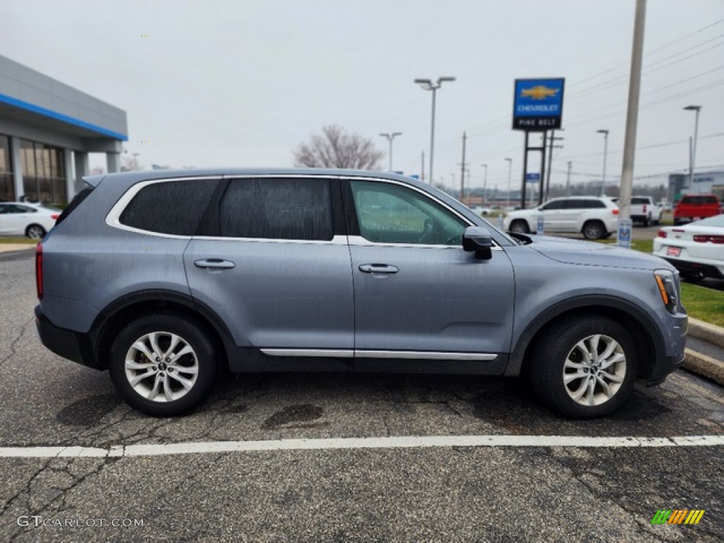 2021 Telluride LX - Everlasting Silver / Black photo #4