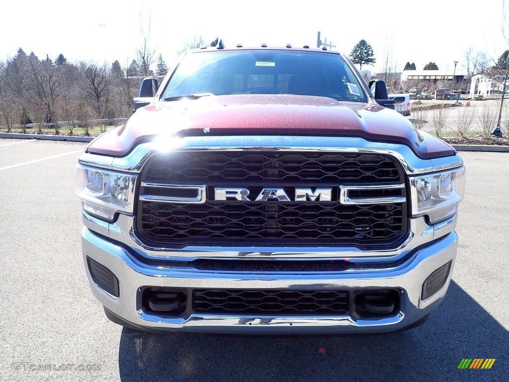 2023 2500 Tradesman Crew Cab 4x4 - Delmonico Red Pearl / Black photo #8