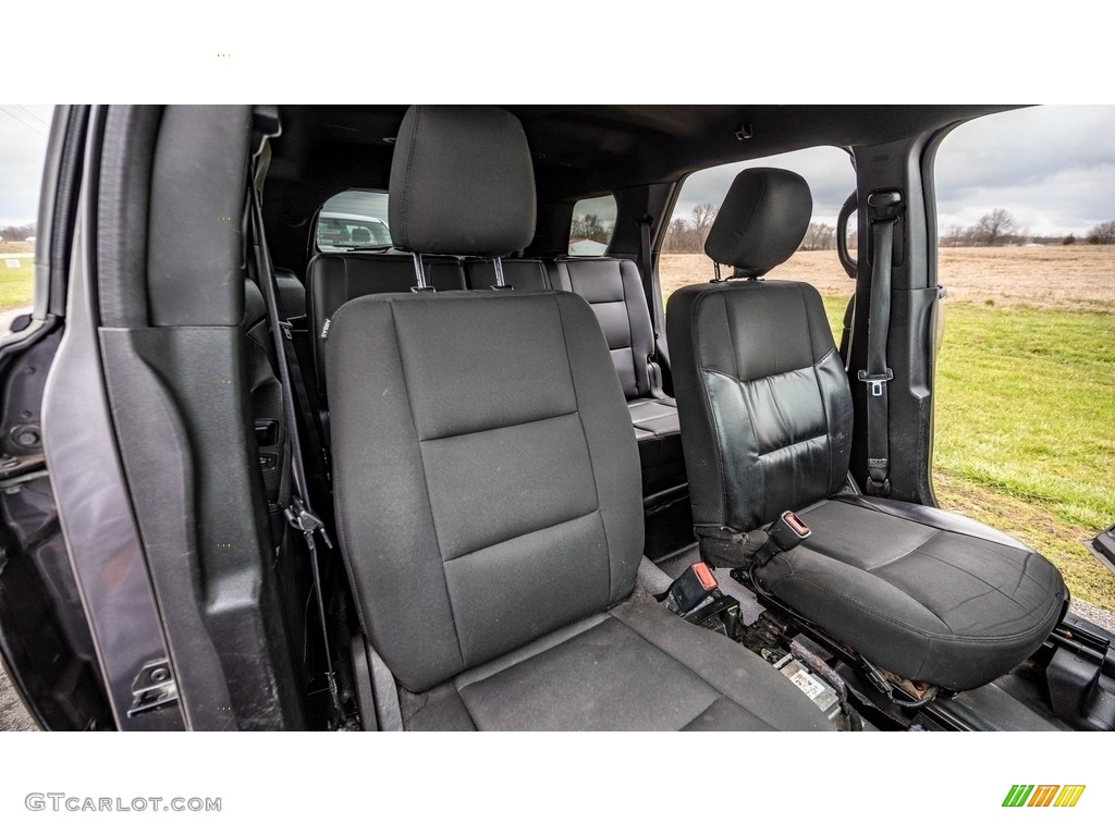 2017 Explorer Police Interceptor AWD - Medium Titanium Metallic / Ebony Black photo #25
