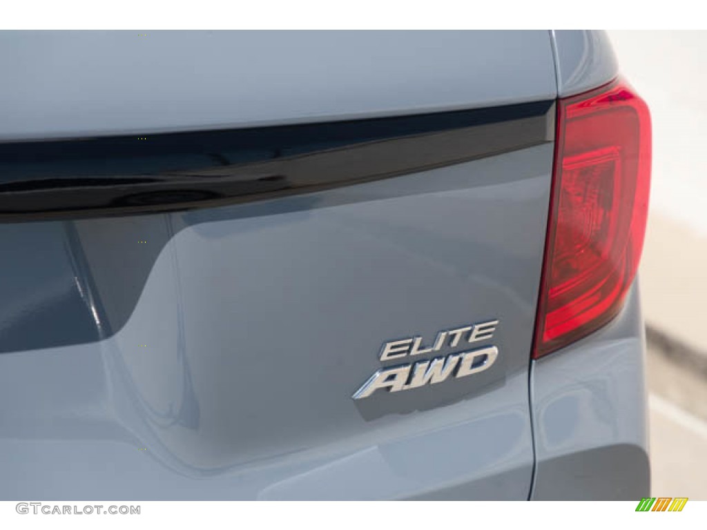 2022 Honda Passport Elite AWD Marks and Logos Photo #145861621