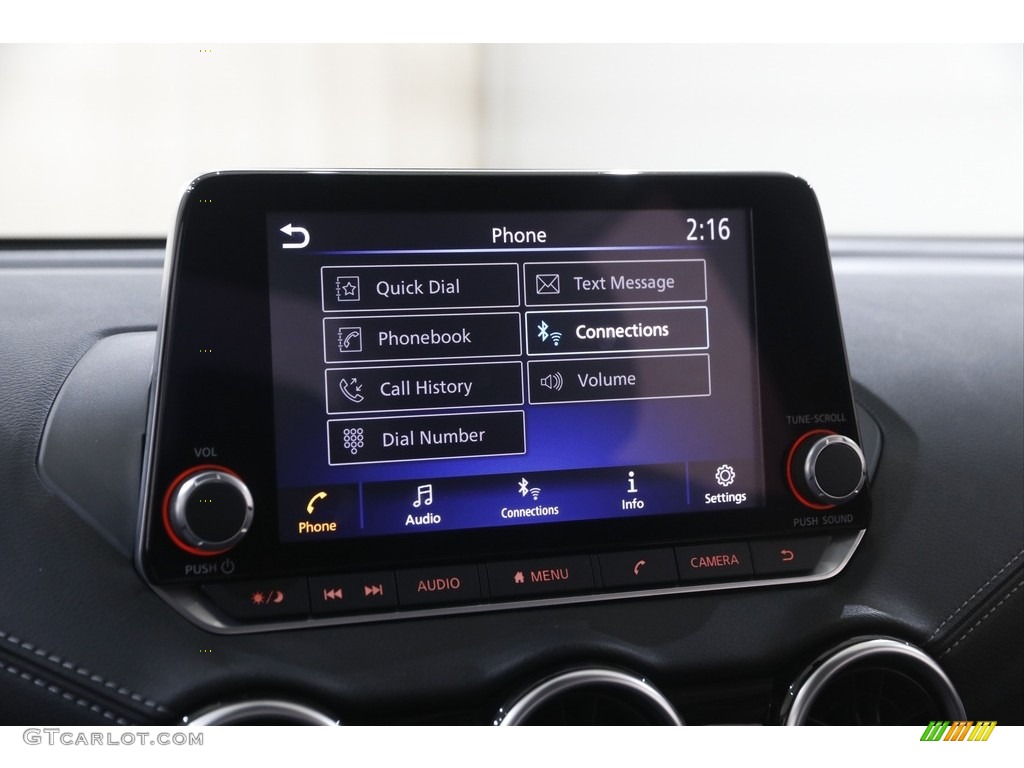 2021 Nissan Sentra SV Controls Photos