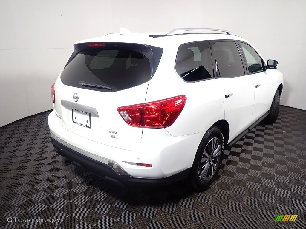 2020 Pathfinder SL 4x4 - Pearl White Tricoat / Charcoal photo #17