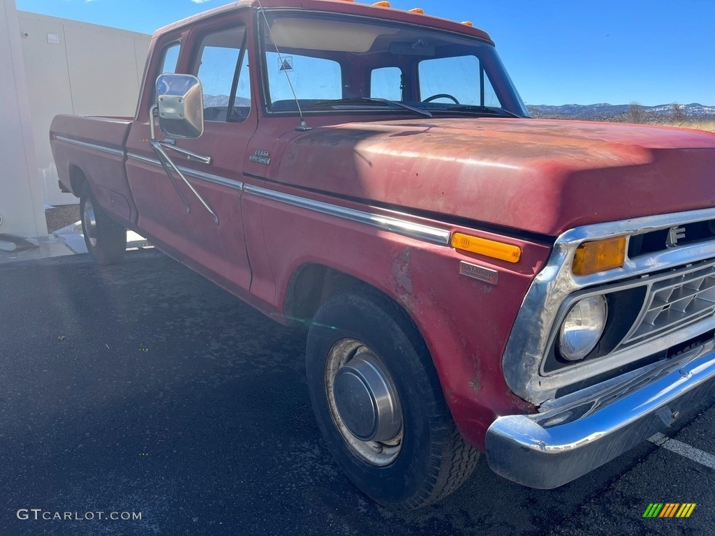 Castillo Red 1977 Ford F250 Custom SuperCab Exterior Photo #145866205