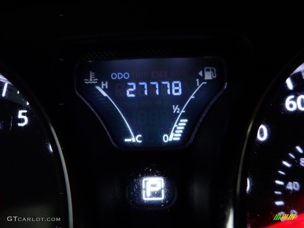 2019 Versa SV - Super Black / Charcoal photo #40