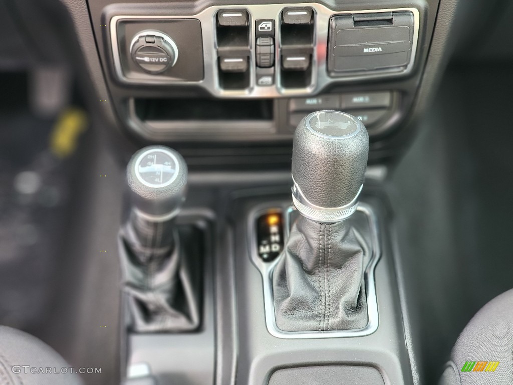 2023 Jeep Wrangler Unlimited Willys 4XE Hybrid 8 Speed Automatic Transmission Photo #145868161