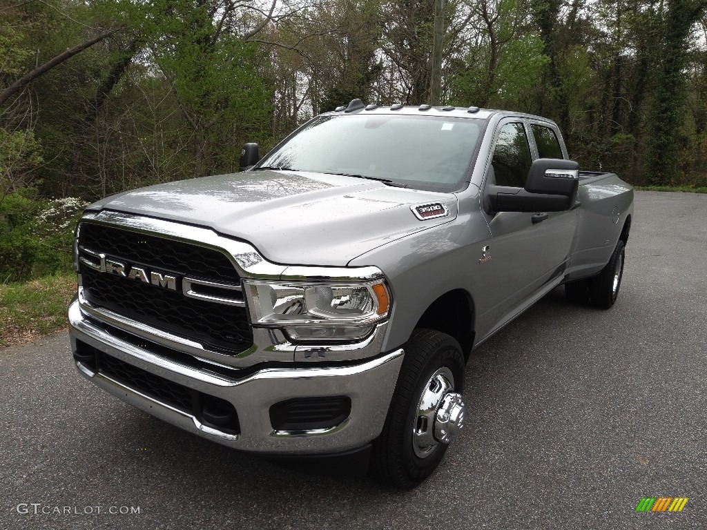 2023 3500 Tradesman Crew Cab 4x4 - Billet Silver Metallic / Black photo #2