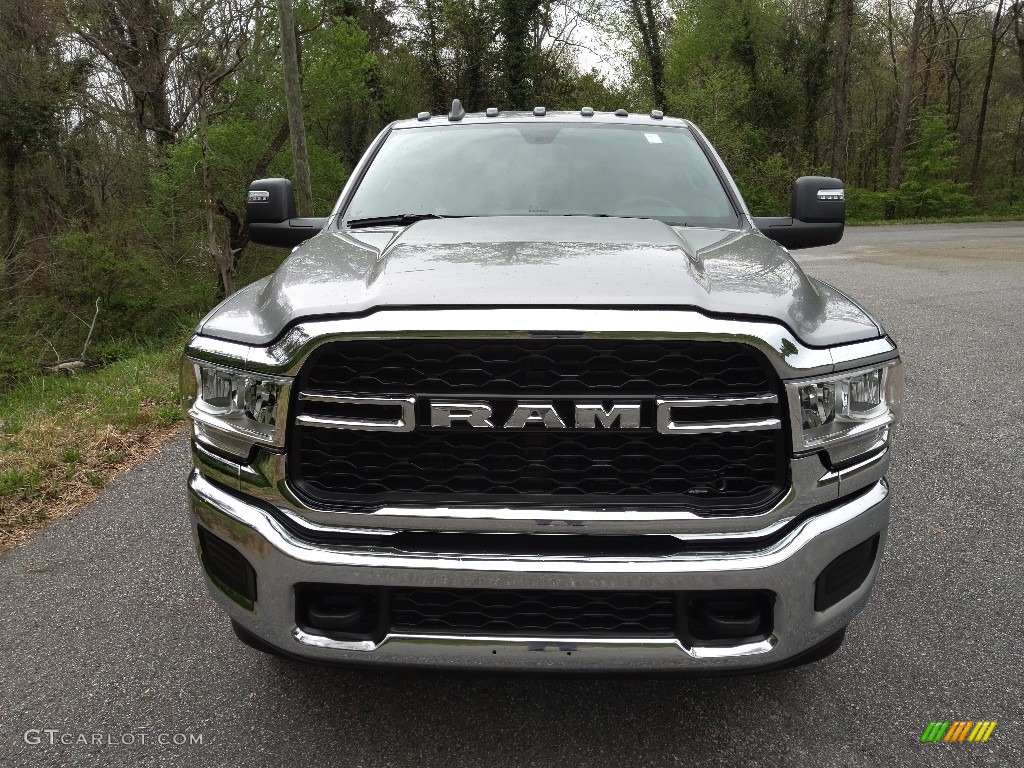 2023 3500 Tradesman Crew Cab 4x4 - Billet Silver Metallic / Black photo #3