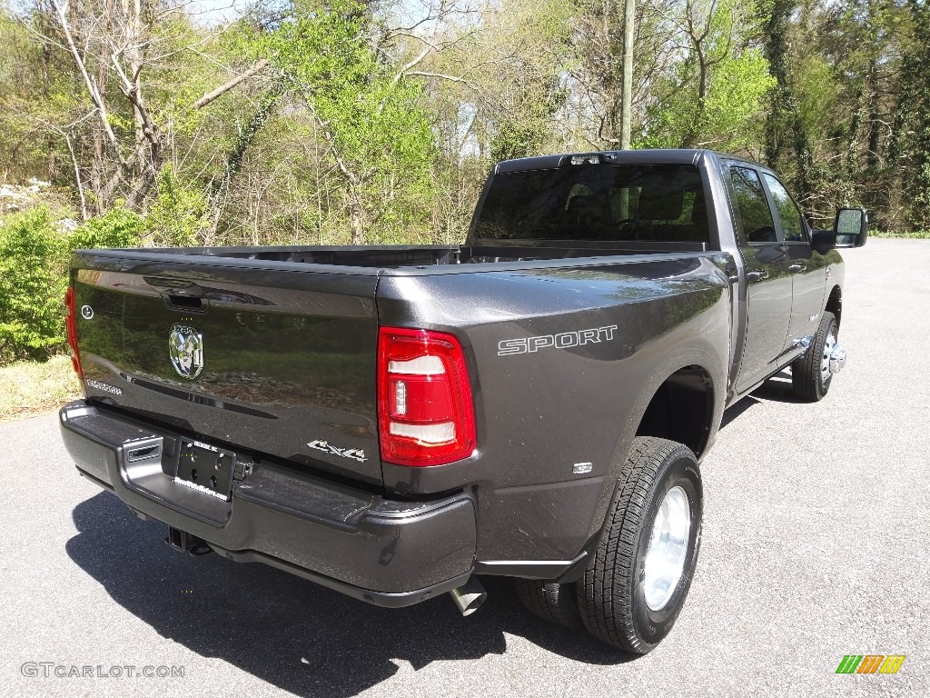 2023 3500 Big Horn Crew Cab 4x4 - Granite Crystal Metallic / Black photo #7