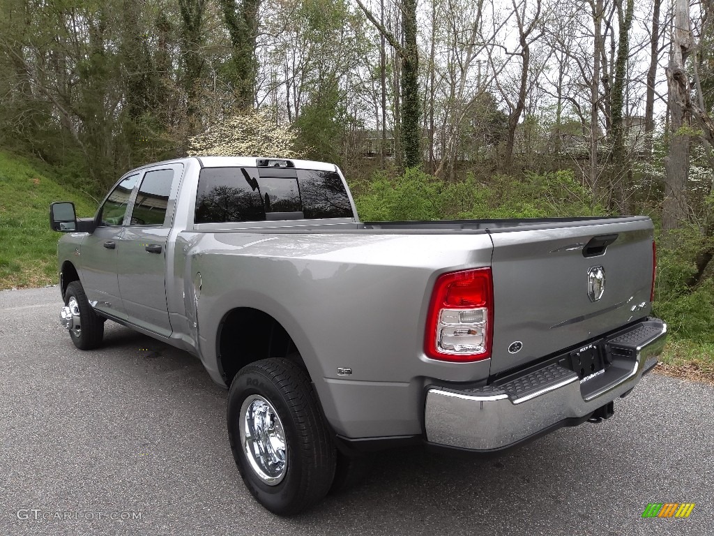 2023 3500 Tradesman Crew Cab 4x4 - Billet Silver Metallic / Black photo #9