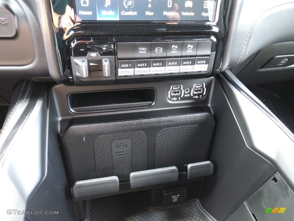 2023 2500 Limited Crew Cab 4x4 - Pearl White / Black photo #36