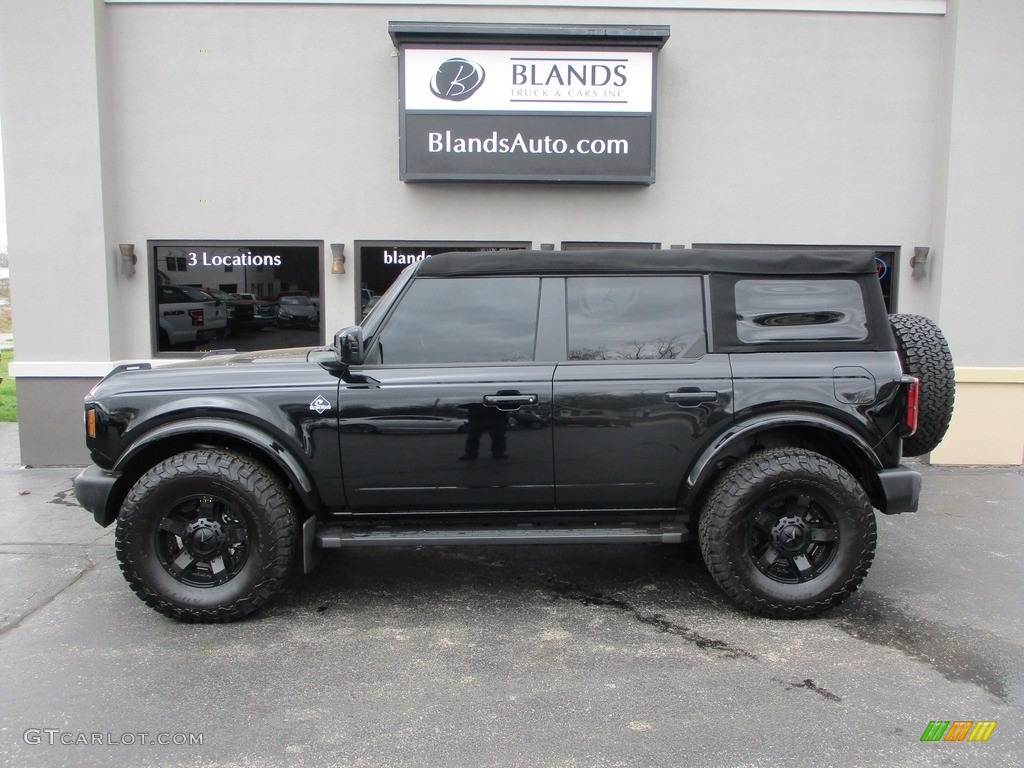 2022 Bronco Outer Banks 4x4 4-Door - Shadow Black / Space Gray/Navy Pier photo #1