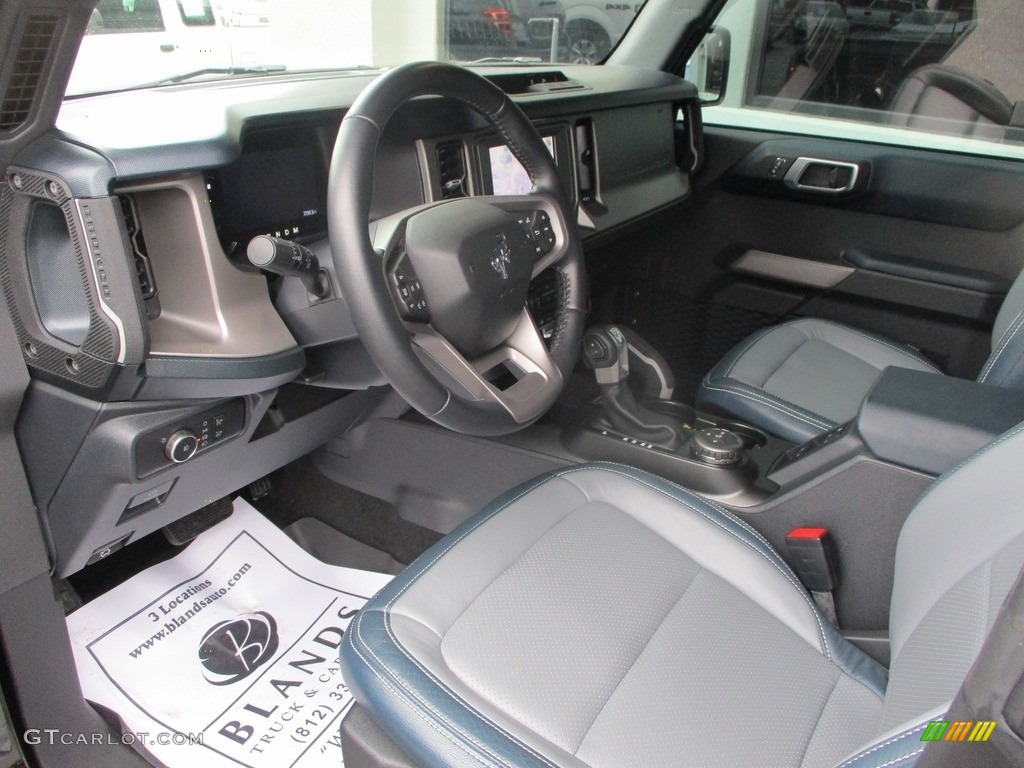 2022 Ford Bronco Outer Banks 4x4 4-Door Front Seat Photo #145874720