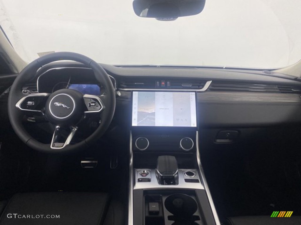 2023 Jaguar XF SE Dashboard Photos