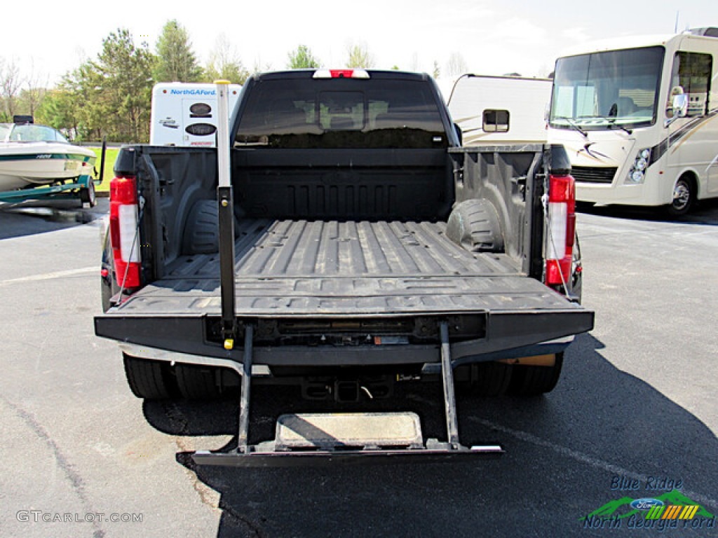 2019 F450 Super Duty King Ranch Crew Cab 4x4 - Agate Black / King Ranch Java photo #10
