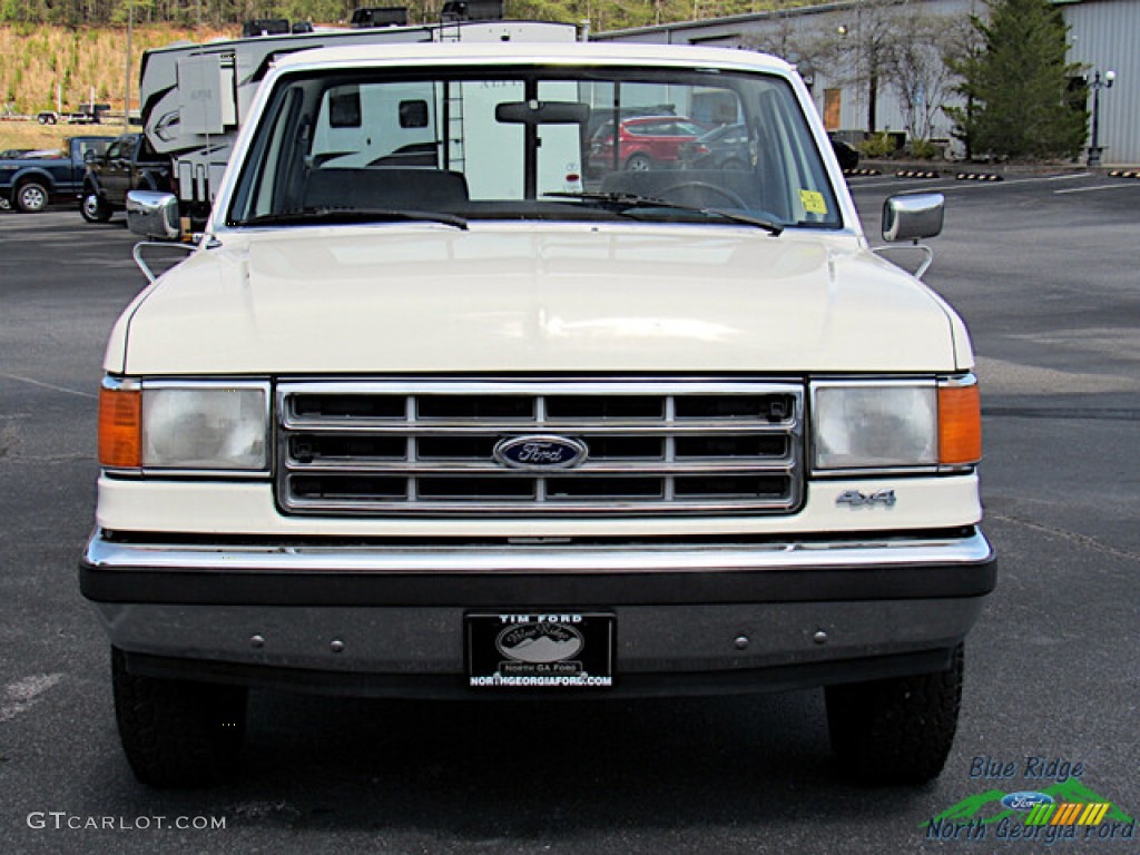 1988 F150 XLT Lariat Regular Cab 4x4 - Colonial White / Regatta Blue photo #8