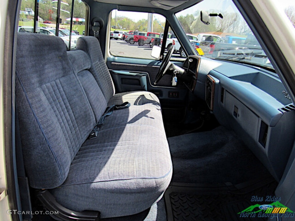 1988 F150 XLT Lariat Regular Cab 4x4 - Colonial White / Regatta Blue photo #11