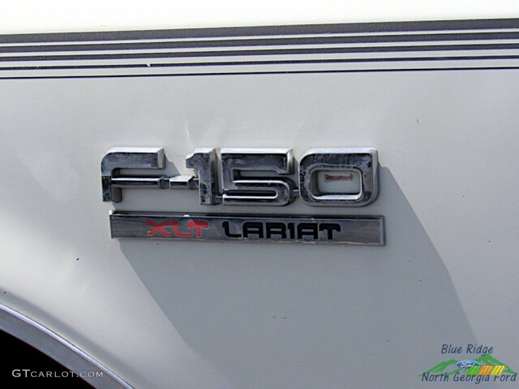 1988 F150 XLT Lariat Regular Cab 4x4 - Colonial White / Regatta Blue photo #25
