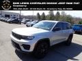 Silver Zynith - Grand Cherokee Altitude 4x4 Photo No. 1