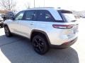Silver Zynith - Grand Cherokee Altitude 4x4 Photo No. 3