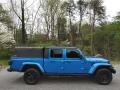 Hydro Blue Pearl - Gladiator Willys 4x4 Photo No. 5